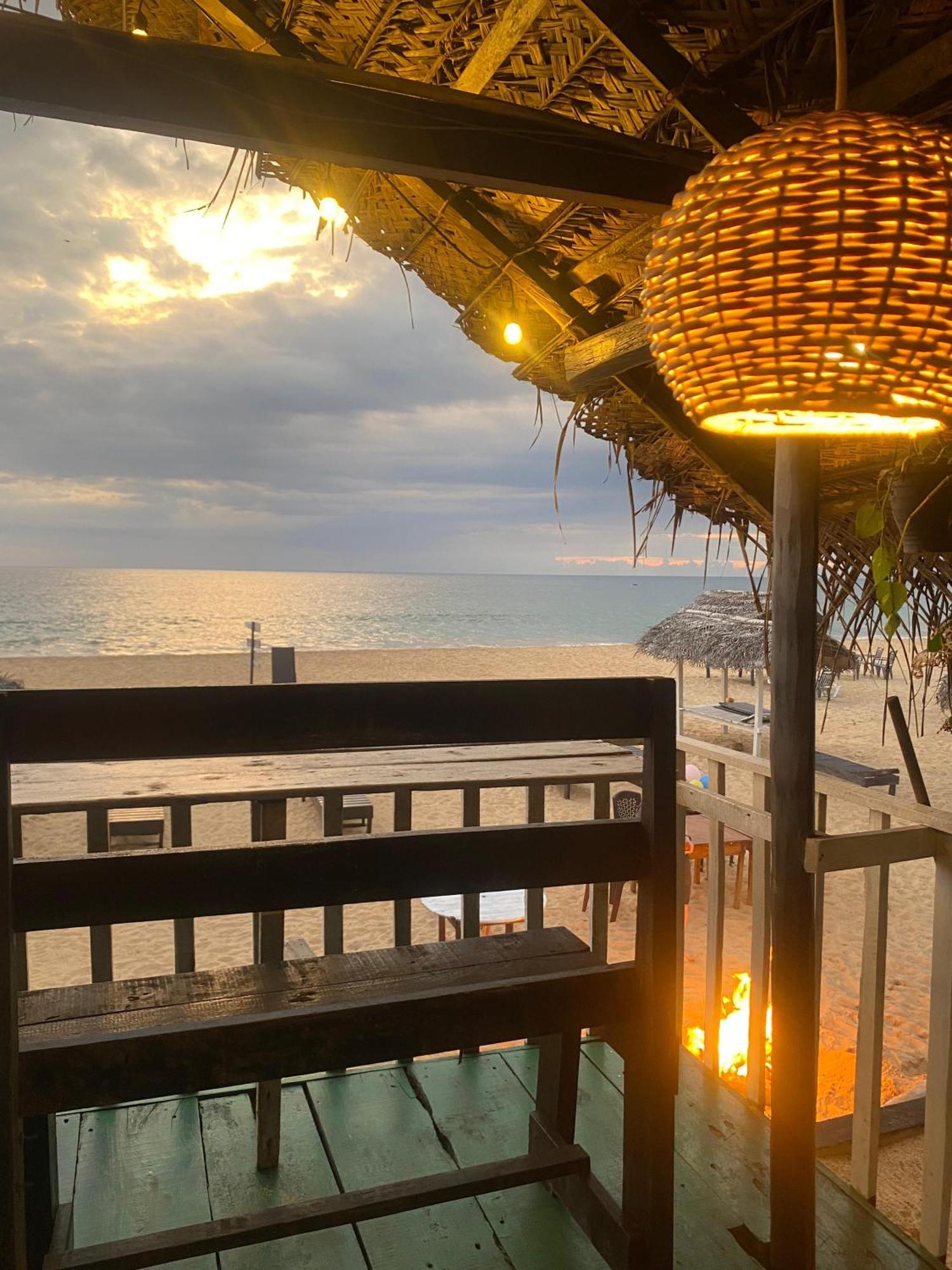 Sea Shine Guest House Hikkaduwa Eksteriør bilde