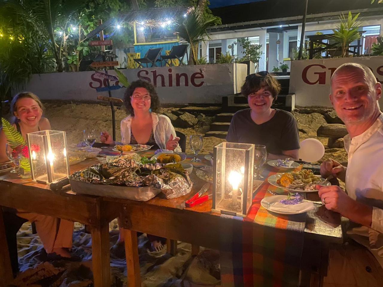 Sea Shine Guest House Hikkaduwa Eksteriør bilde